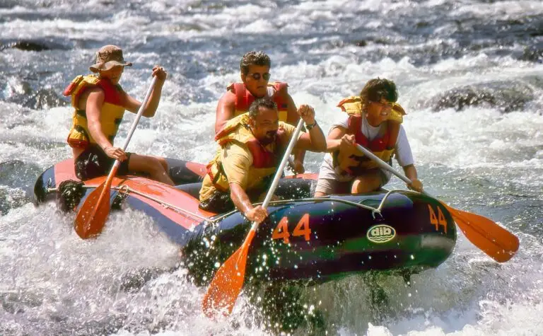 rafting-6724474_1920